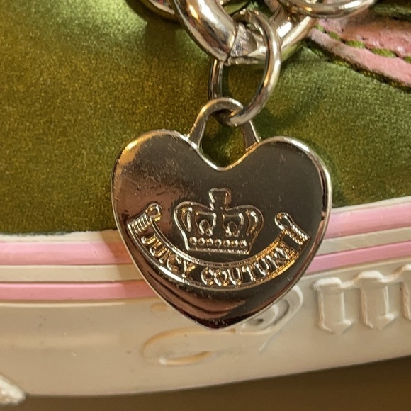 Juicy Couture green satin w/pink trim slip on shoe - Picture 8 of 11